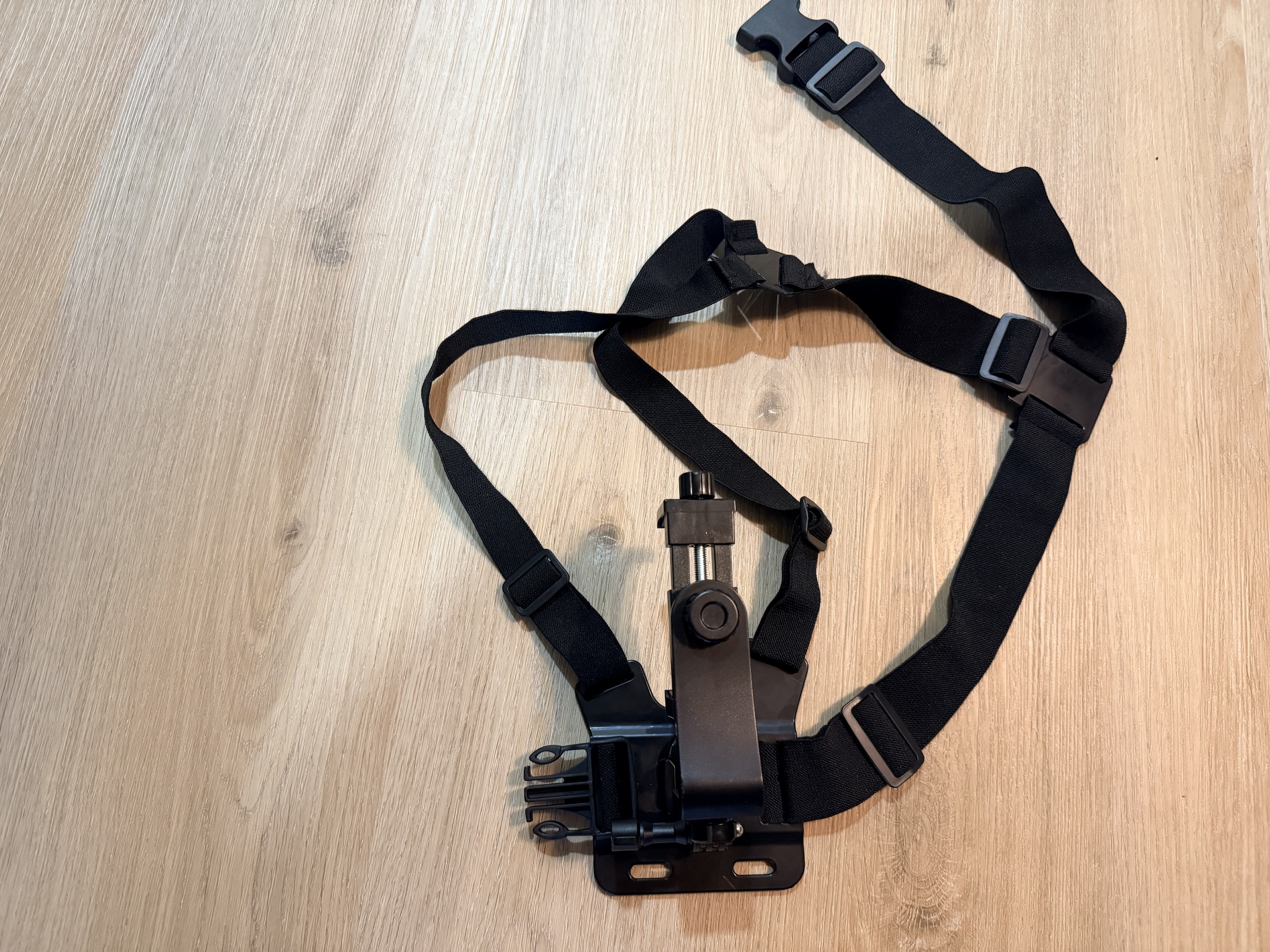 Phone Chest mount 
